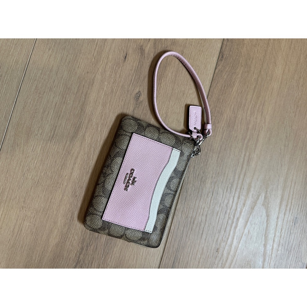 Coach Signature Canvas Corner Zip Wristlet Pink Colorblock Leather F58035